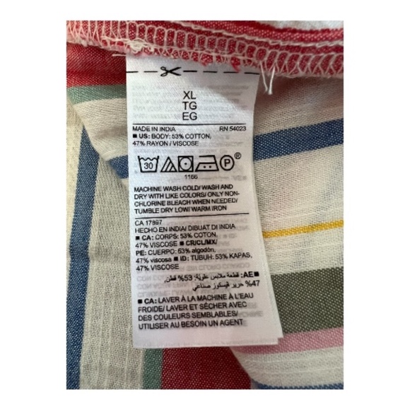 EUC Old Navy women’s multicolor striped short sleeve button up blouse | size XL - Picture 6 of 6
